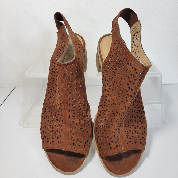 American Eagle Outfitters Shoes - Womans American Eagle Faux Suede Perforated Peep toe Low Chunky heels Size 9